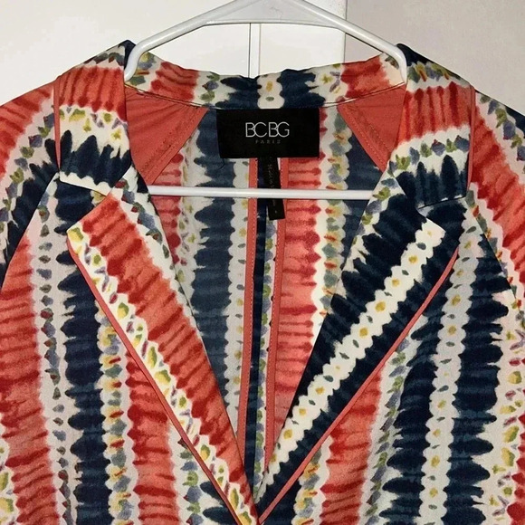 BCBG Paris blazer size 6 - Picture 2 of 7